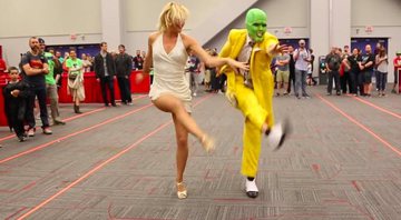 Cosplayers repetem a dança clássica de O Máskara na Comic Con Montreal - Foto: Reprodução/ Facebook