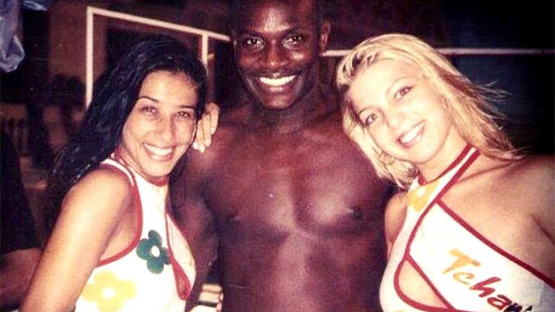 Scheila Carvalho e Sheila Mello em foto de campanha publicitária do final da década de 90 - Foto: Reprodução/ Instagram
