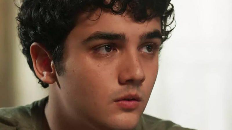 Kavaco descobre que os pais vão se separar em Malhação: Vidas Brasileiras - Foto: TV Globo