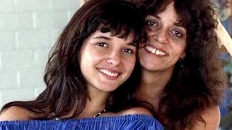 Glória Perez compartilhou foto com a filha, Daniella Perez, no dia em que a atriz completaria 48 anos - Foto: Reprodução/ Instagram