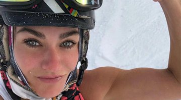 Luize Altenhofen surpreendeu seus seguidores ao praticar snowboard de maiô - Foto: Reprodução/ Instagram