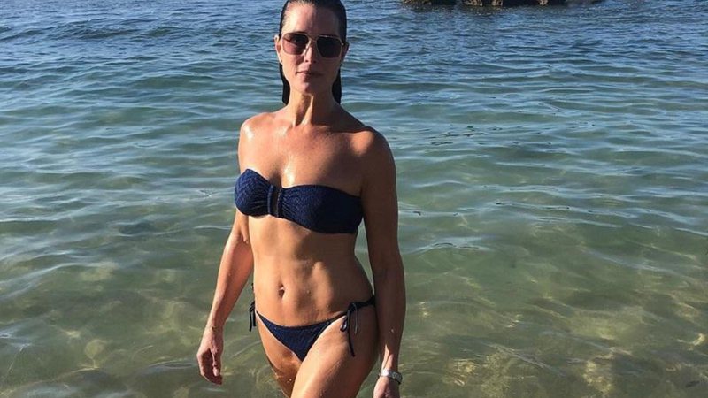 Aos 51 anos, Brooke Shields posa de biquíni e impressiona pela boa forma - Foto: Reprodução/Instagram