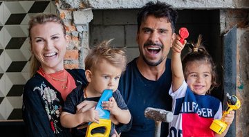 Karoline Kleine e Julio Rocha anunciam terceiro filho - Foto: Reprodução / Instagram
