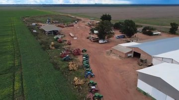 Imagem Tratores desaparecem de fazenda de socialite na Bahia