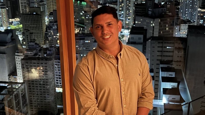 Imagem Do stand-up ao altar: Apóstolo JHOMA anuncia volta ao ministério, reabre igreja no Rio e aposta em podcast