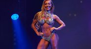 Modelo diz acreditar que cirurgia "não é a melhor maneira de conquistar corpo torneado" - Foto: Reprodução / Instagram @alinedahlen