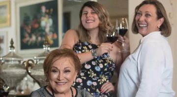 Nicette Bruno, Bárbara Bruno e Vanessa Goulart - Reprodução/Cauê Moreno/Ed.Globo