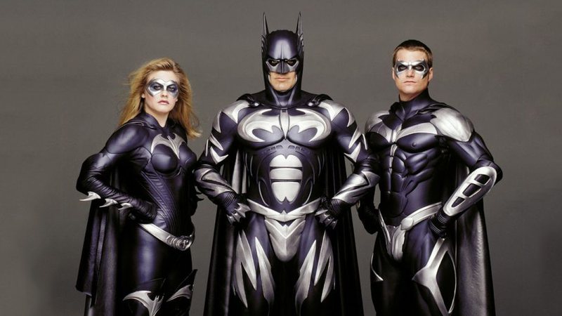 Alicia Silverstone, George Clooney e Chris O'Donnell em Batman & Robin - Reprodução/Warner Bros.