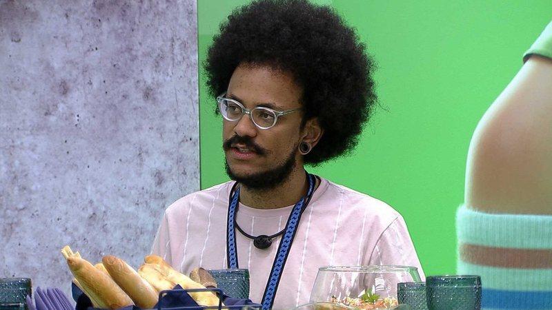 João Luiz conversa durante Almoço do Anjo - Foto: Reprodução / Globoplay