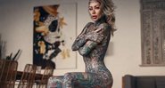 Becky Holt já chegou a cobrir cerca de 95% do corpo com tatuagens - Reprodução/Instagram