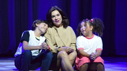 Atriz mirim Bella Moraes chama atenção no espetáculo 'Meu Filho é um Musical' - Foto: Divulgação