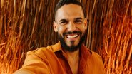 Depois de quase 500 músicas gravadas, Brenno Casagrande coloca a própria voz em primeiro plano no projeto NUSOM. - Créditos @arrobafari