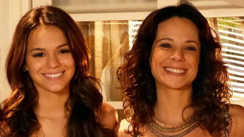 Bruna Marquezine e Vanessa Gerbelli voltarão a fazer mãe e filha na TV - Foto: Reprodução / Tv Globo