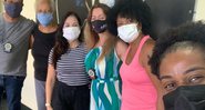 Cacau Protásio, sua família e os policiais - Reprodução/Instagram@cacauprotasiooficial