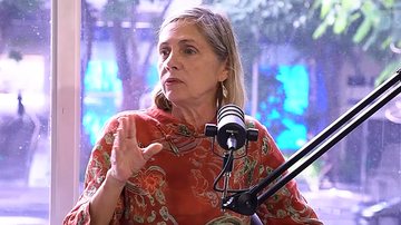 Carla Camurati falou sobre envelhecimento no podcast “Tantos Tempos”