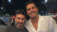 Carlinhos Maia posa ao lado do influenciador brasileiro Matheus Lucas - Foto: Divulgação