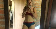 Carolinie disse que está há 16 anos engordando e emagrecendo, além de ter desenvolvido ansiedade, repúdio ao corpo e compulsão - Reprodução/Instagram