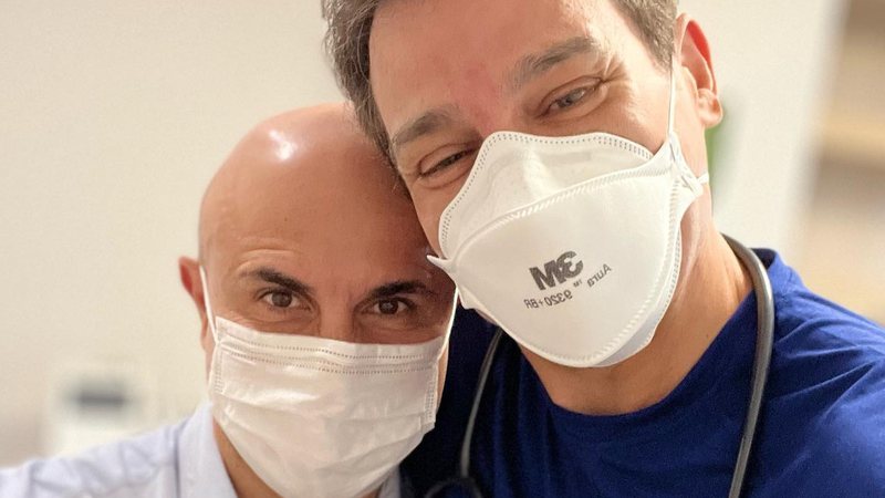 Apresentador agradeceu o médico oncologista, Fernando Maluf, nas redes sociais - Foto: Reprodução / Instagram