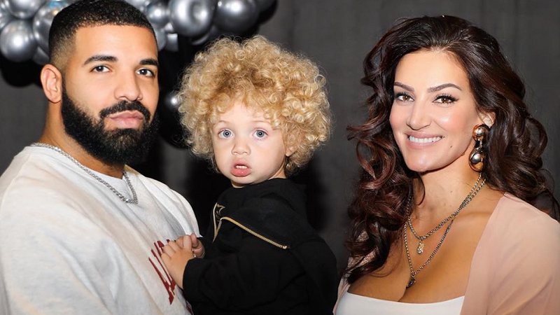 Drake ao lado do filho Adonis e da mãe da criança, Sophie Brussaux - Reprodução/Instagram