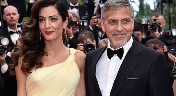 George Clooney e a esposa em red carpet - Reprodução/Instagram