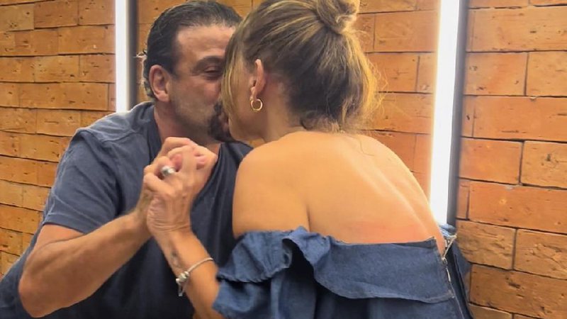 Atriz está namorando Sérgio Bianco há três anos e meio - Reprodução / Instagram