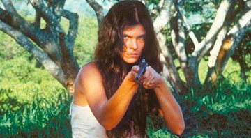 Cristiana Oliveira como Juma Marruá em cena da novela Pantanal (1990) - Foto: Reprodução