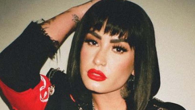 Demi Lovato explica motivo que a fez voltar a usar pronomes femininos - Foto: Reprodução / Instagram