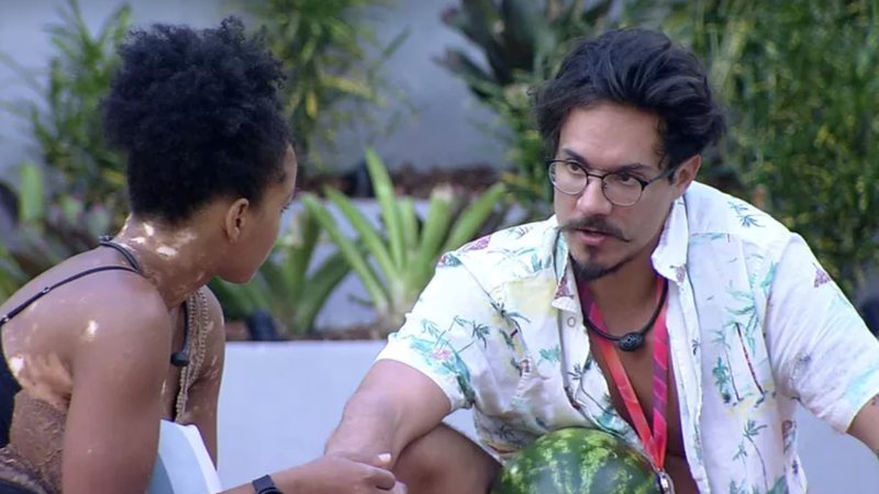 Eliezer conversa com Natália e Vinicius sobre os rumos do jogo - Foto: Reprodução / Globo