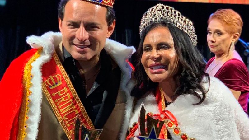 Gretchen recebeu título de rainha do Baile dos Artista do Pará - Foto: Reprodução/ Instagram@esdrasdesouza