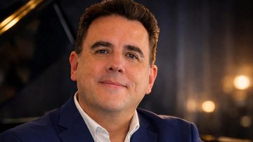 Dez mil vozes sob a mesma liderança: a liderança de Evandro Araújo nas grandes produções artísticas do Rio de Janeiro - Reprodução Instagram