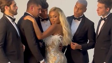 Imagem Cariúcha encara madrugada de fotos para editorial de moda e celebra nova fase no “SuperPop”