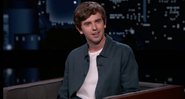 Freddie Highmore fala sobre casamento para Jimmy Kimmel - Foto: Reprodução