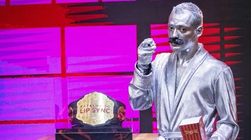 Eduardo Sterblitch contou que as pessoas queriam transar com Freddie Mercury Prateado - Foto: Paulo Belote/ TV Globo