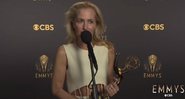 Gillian Anderson se surpreende com pergunta sobre conversa com Thatcher - Foto: Reprodução / CBS