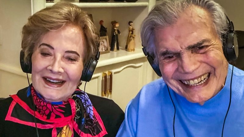 Glória Menezes e Tarcísio Meira em participação recente no Altas Horas - Foto: TV Globo