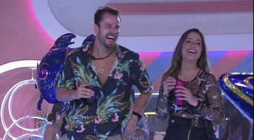 Mãe de Gustavo afirmou que o casal está aproveitando o momento no programa - Foto: Reprodução / TV Globo