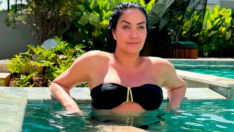 Helen Ganzarolli aproveitou piscina de topless e recebeu elogios - Foto: Reprodução/ @helenganzarolli