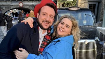 Imagem Rodrigo Ternevoy integra elenco da série natalina Twelve Dates ‘Til Christmas no Hallmark Plus (EUA)