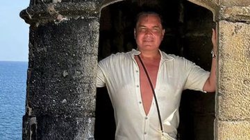 Imagem Márcio Michelasi comemora aniversário e reforça protagonismo no setor da beleza e na TV