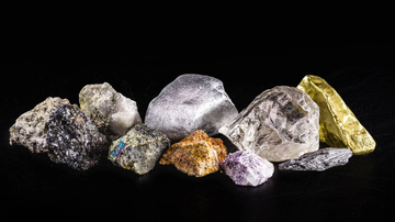 Isadora Coimbra - Odora Minerals