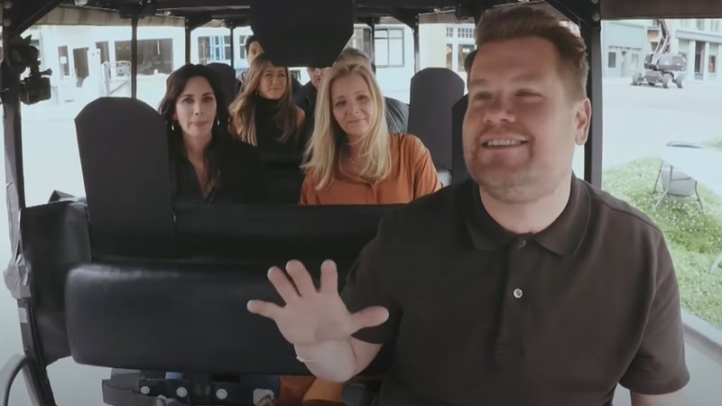 Elenco de Friends participa do quadro Carpool Karaoke no programa de James Corden - Foto: Reprodução / YouTube