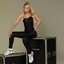 Jéssica Barbieri é dona da loja especializada em moda fitness - Fotos: Divulgação