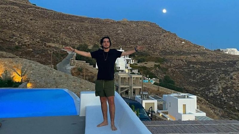 João Guilherme Silva está passeando pela Grécia - Foto: Reprodução / Instagram
