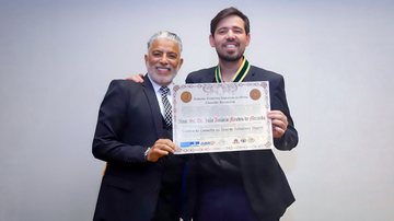 De Comendador da Ordem JK a Membro da Academia Brasileira de Honraria ao Mérito: João Mendes acumula mais um título de prestígio em noite conduzida pelo Comendador Regino Barros - Reprodução Instagram