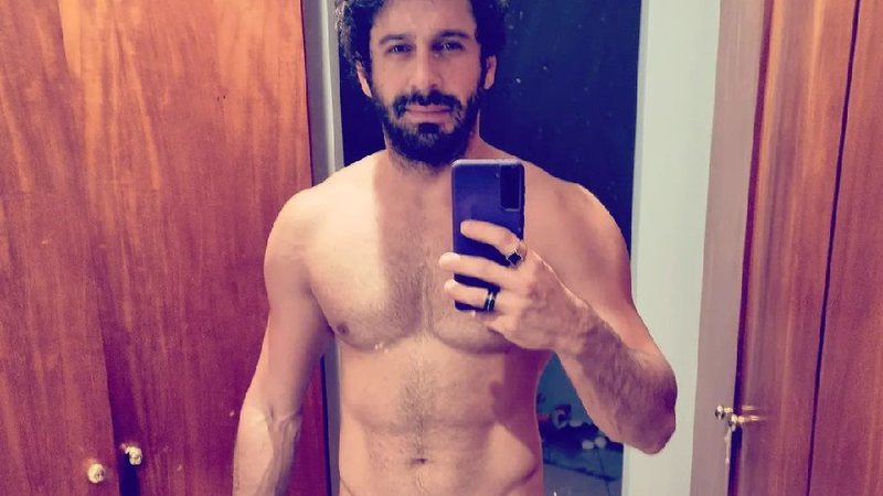 Ator compartilhou selfie nas redes sociais e deixou os seguidores surpresos - Reprodução/Instagram/@joaobalda
