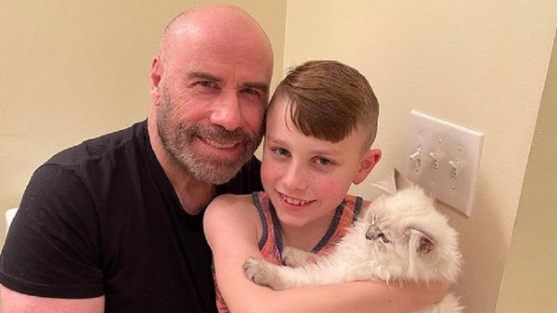 John Travolta e o filho mais novo, Ben, de sua relação com Kelly Preston - Foto: Reprodução / Instagram