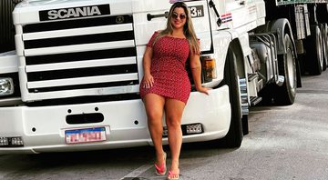 Juli Figueiró contou que é criticada por “mostrar demais” no caminhão - Foto: Reprodução/ Instagram@julifigueiro