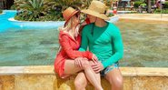 Casal superou uma crise conjugal, que tornou-se pública após desabafo de Amaury nas redes sociais - Reprodução/Instagram/@karinabacchi