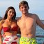Kelly Piquet mostrou fotos das férias com Max Verstappen