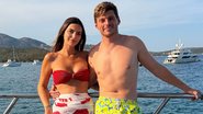 Kelly Piquet mostrou fotos das férias com Max Verstappen
